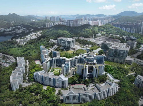 扎哈事务所新作 香港科技大学校舍——屋顶上的交通与顶超瞰科技